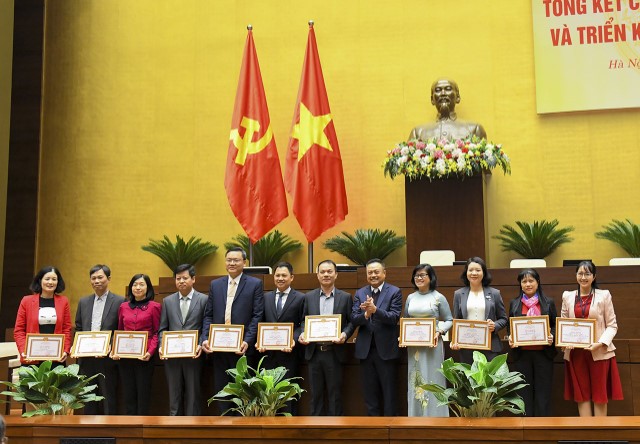 ĐẢNG ỦY CƠ QUAN VĂN PHÒNG QUỐC HỘI SẼ SỚM ĐƯA NGHỊ QUYẾT ĐẠI HỘI ĐẠI BIỂU TOÀN QUỐC LẦN THỨ XIII CỦA ĐẢNG VÀO CUỘC SỐNG